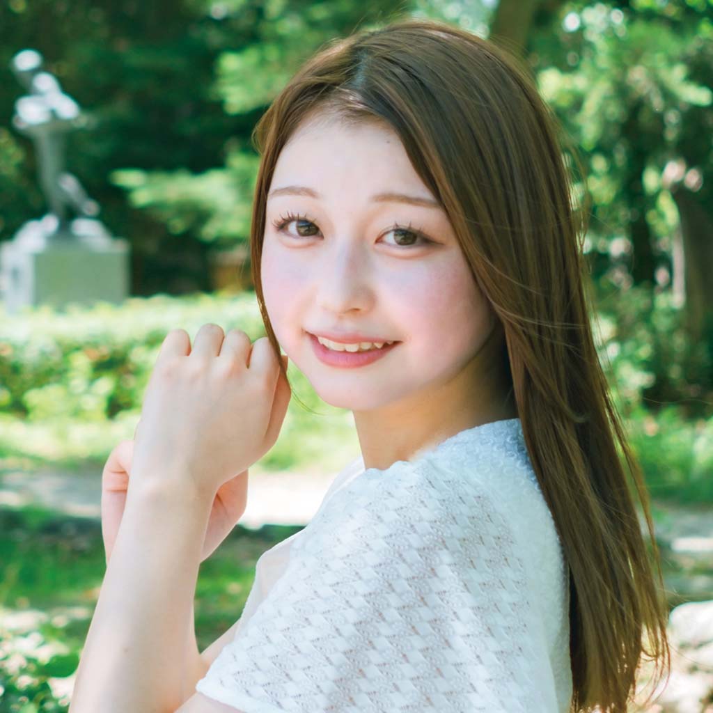 堀 亜子