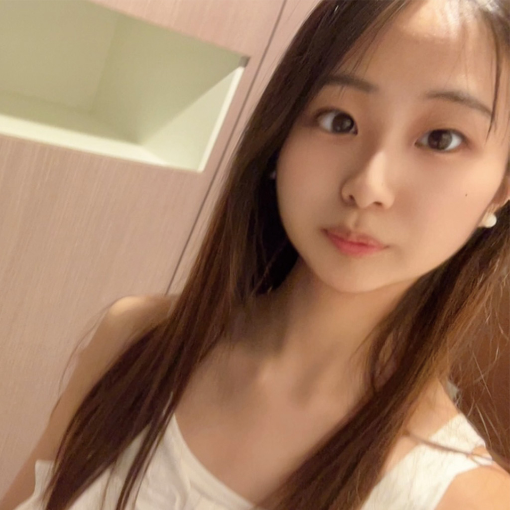 塚本 ここな